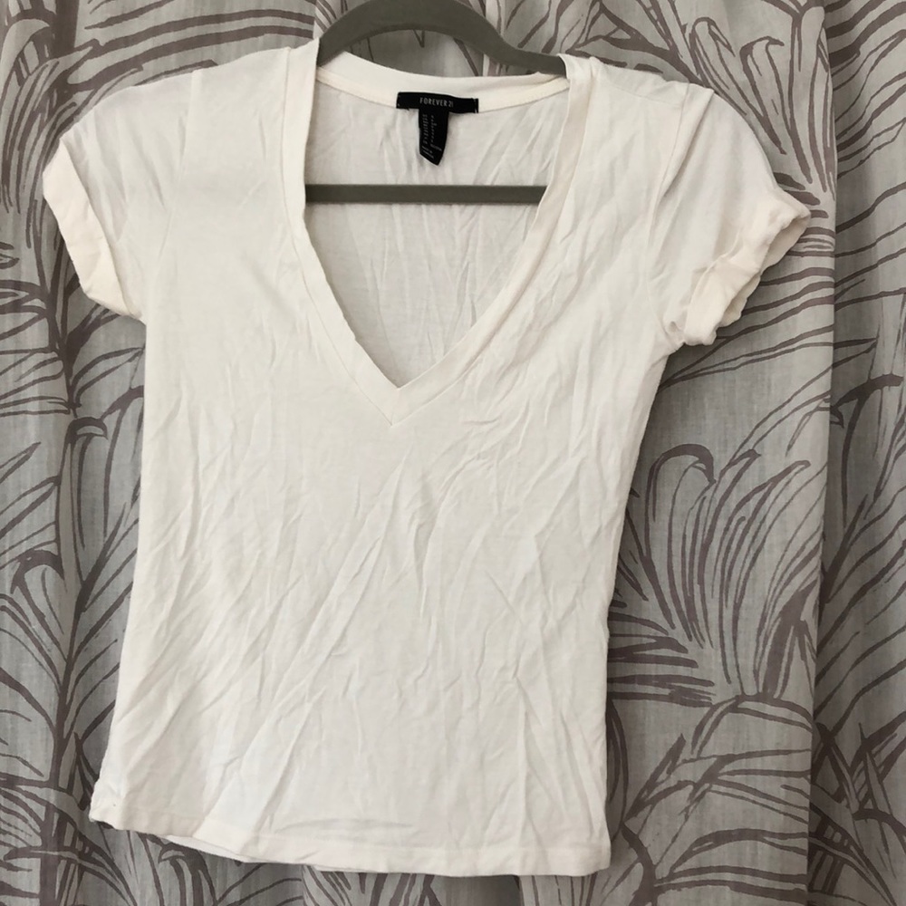 F21 v neck tee